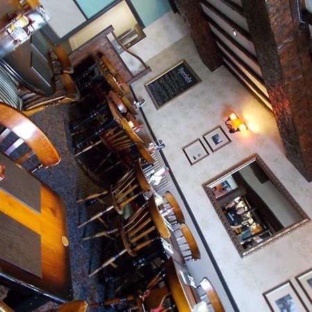 The White Lion Hotel Machynlleth Εξωτερικό φωτογραφία