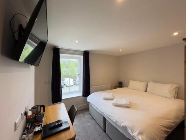 The White Lion Hotel Machynlleth Εξωτερικό φωτογραφία